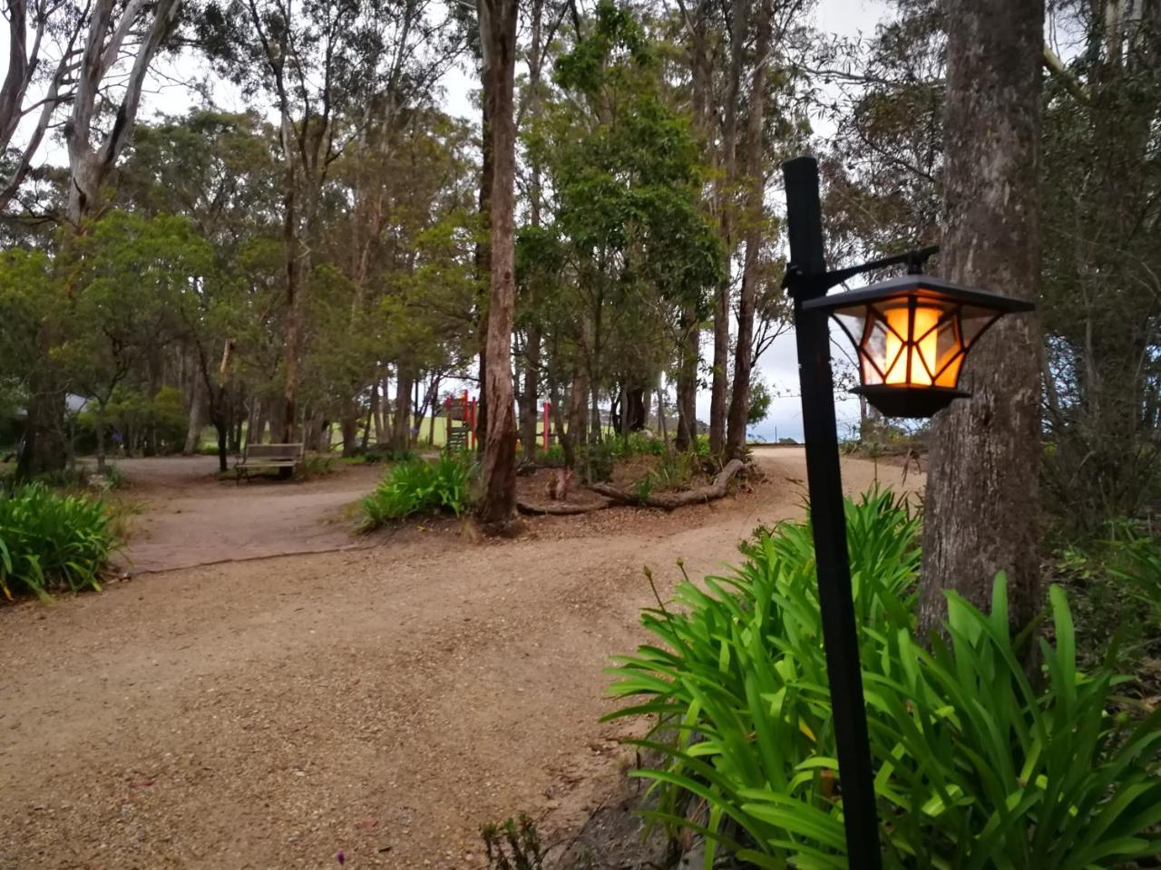 Kalimna Woods Cottages Lakes Entrance Exterior photo
