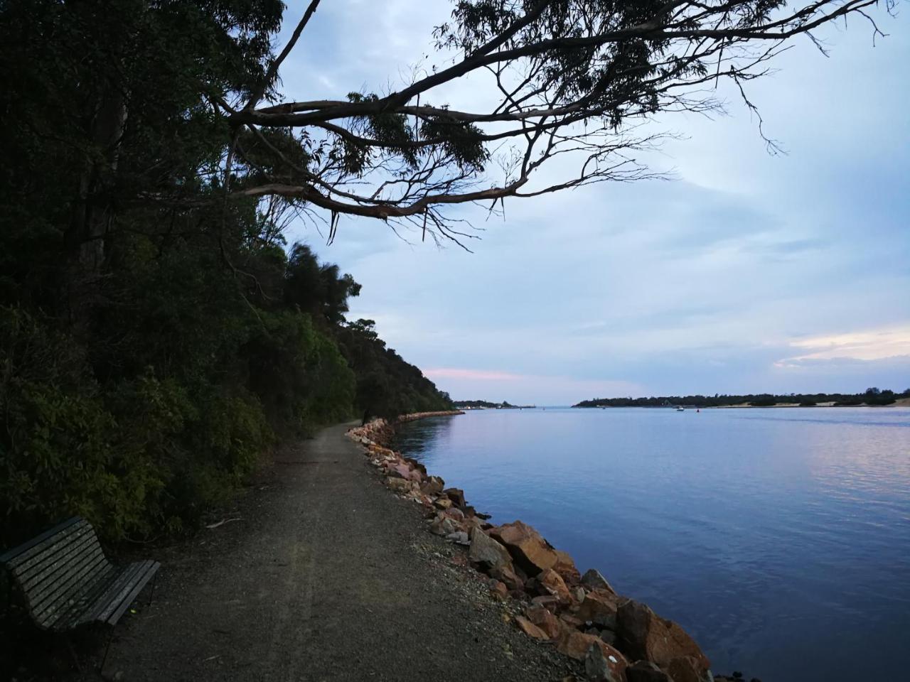 Kalimna Woods Cottages Lakes Entrance Exterior photo